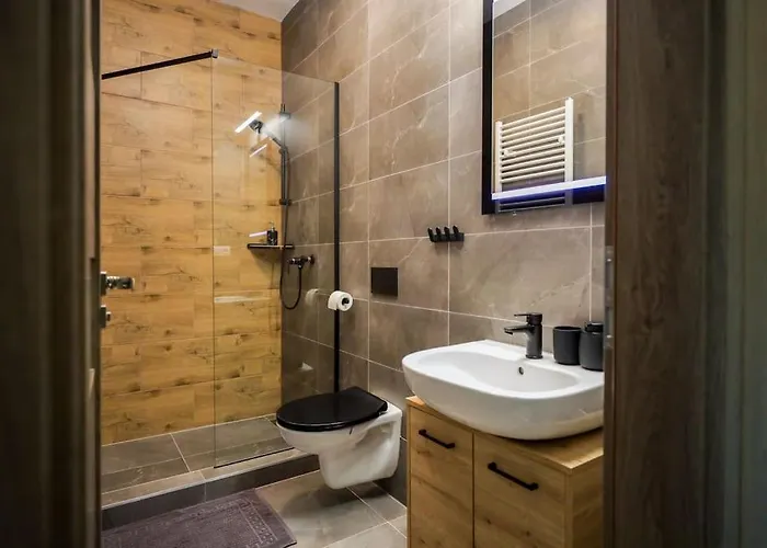 Aurora, 公寓 班斯卡-比斯特里察