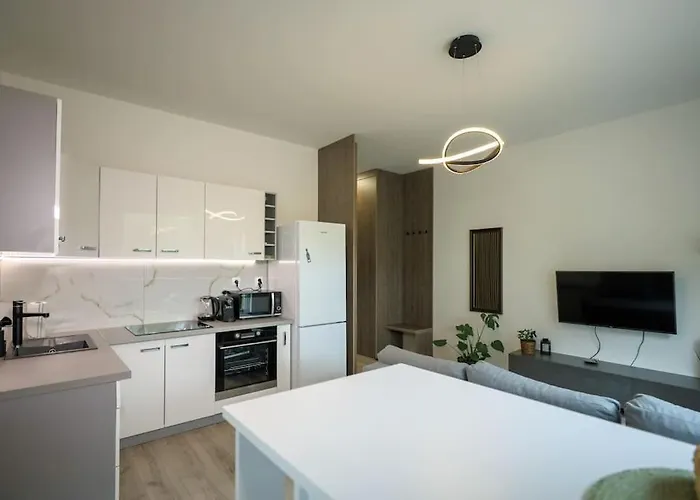 Aurora, 公寓 班斯卡-比斯特里察